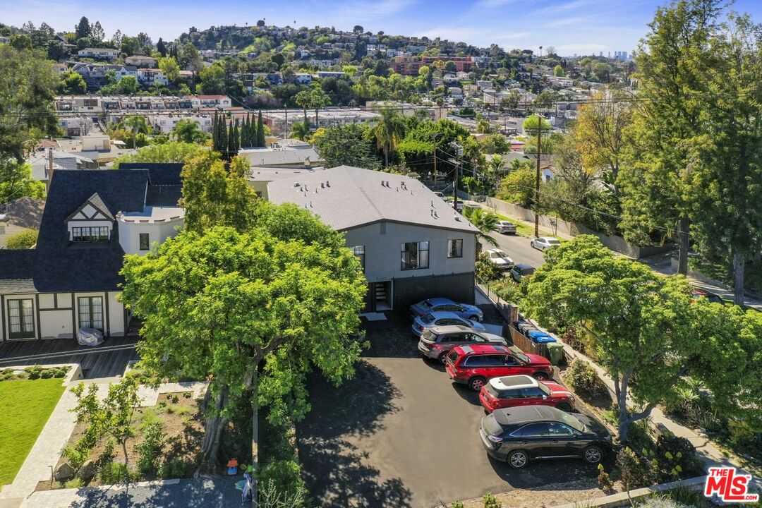 2986 Waverly Dr Unit: 1