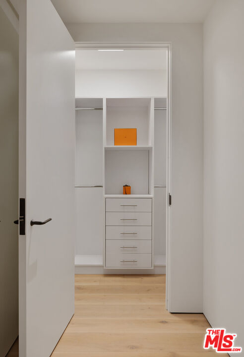 8899 Beverly Blvd Unit: 6G