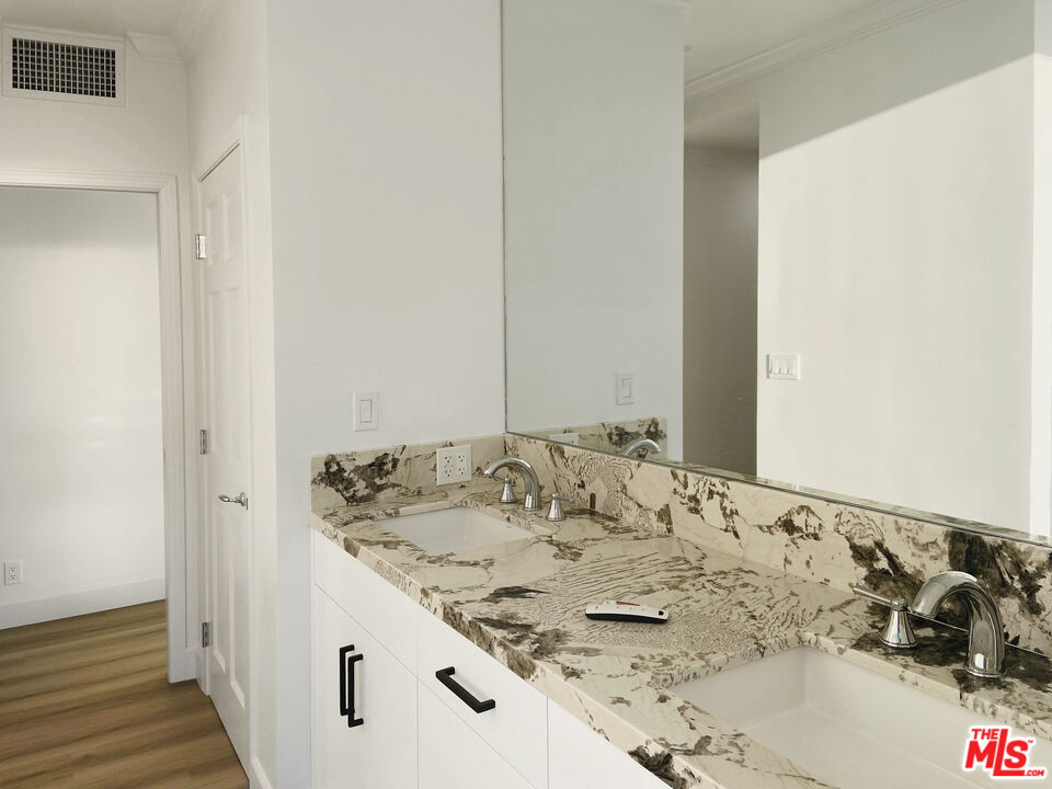 10724 Wilshire Blvd Unit: 1409
