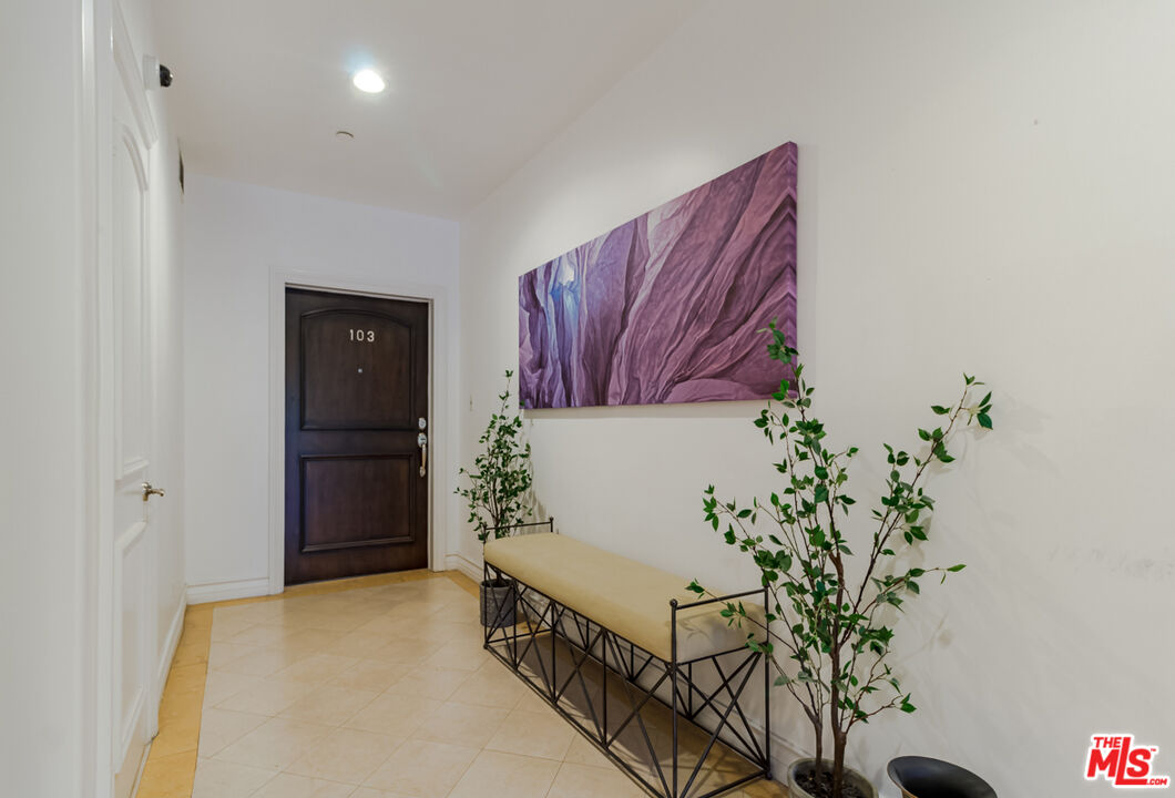 132 S Crescent Dr Unit: 103