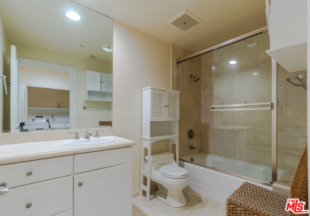 132 S Crescent Dr Unit: 103