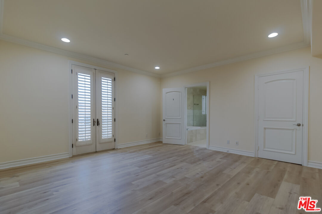 132 S Crescent Dr Unit: 103