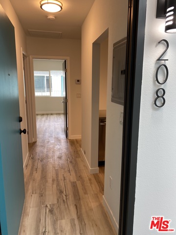 6640 Woodley Ave Unit: 208