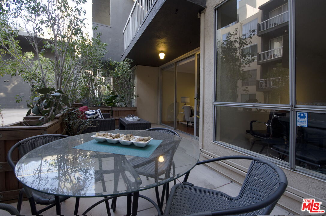 1745 CAMINO PALMERO ST Unit: 104