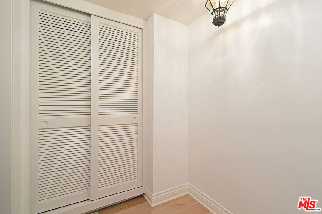 1333 S BEVERLY GLEN Unit: 302