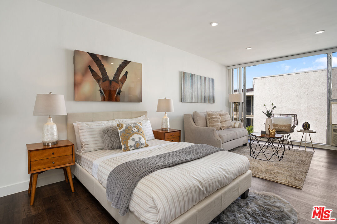 9500 W Olympic Blvd Unit: 205