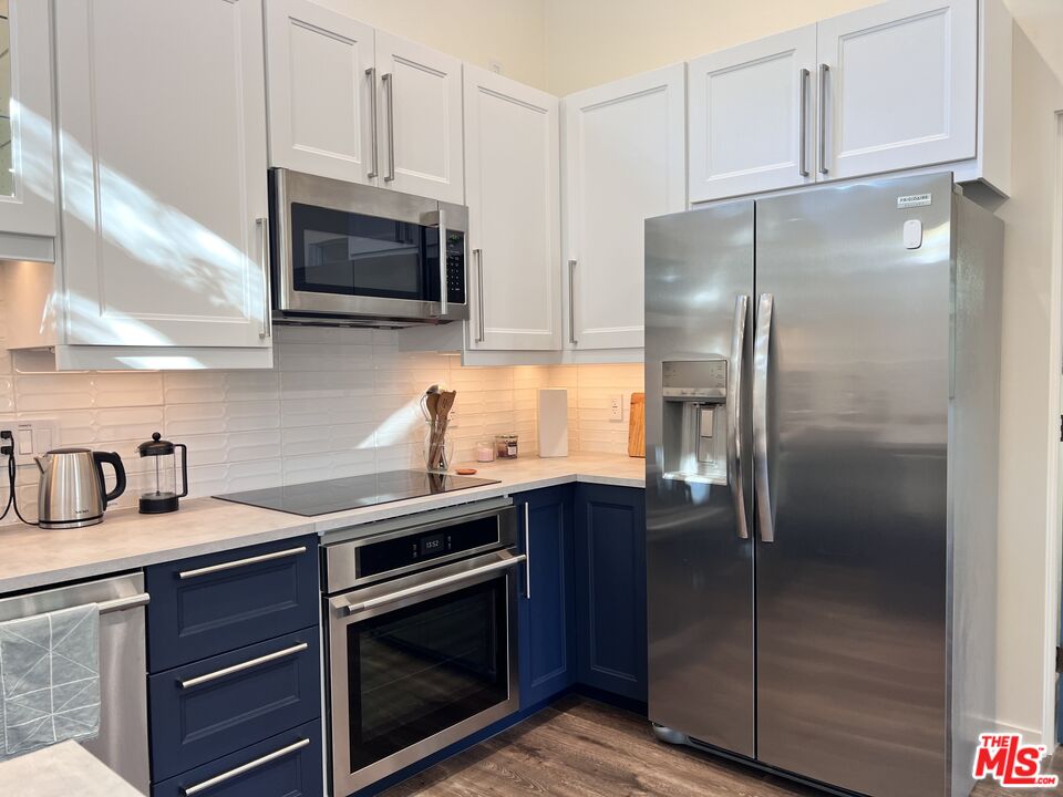 4281 Jackson Ave Unit: Unit A