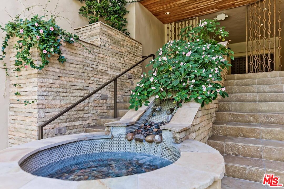 2183 Century Woods Way