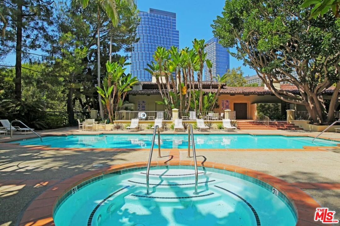 2183 Century Woods Way