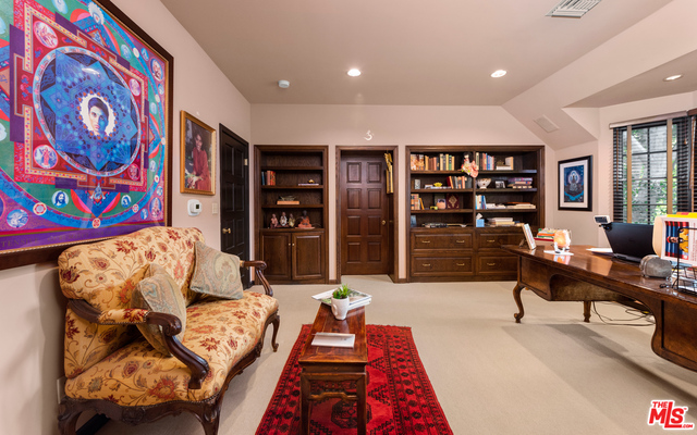 2781 Benedict Canyon Dr