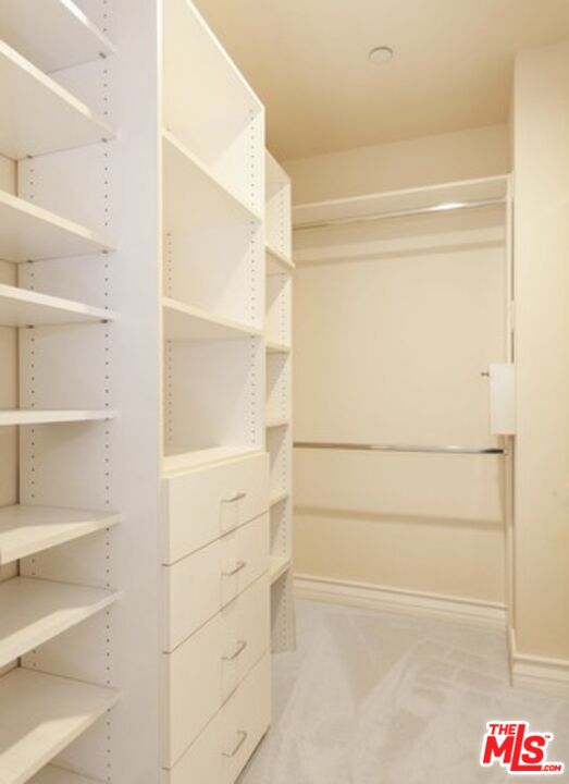 1246 Armacost Ave Unit: 202