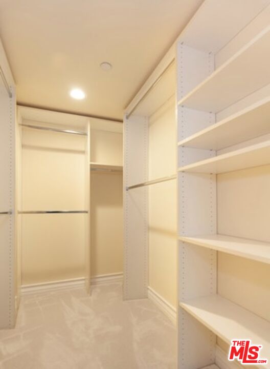 1246 Armacost Ave Unit: 202