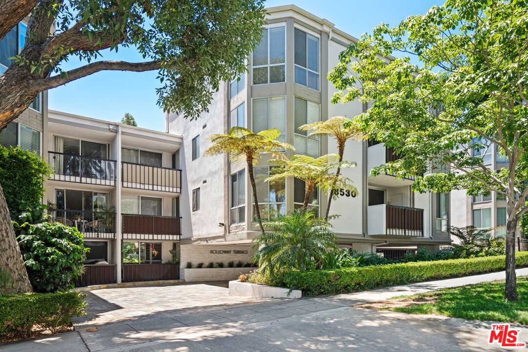 8530 Holloway Dr Unit: 210