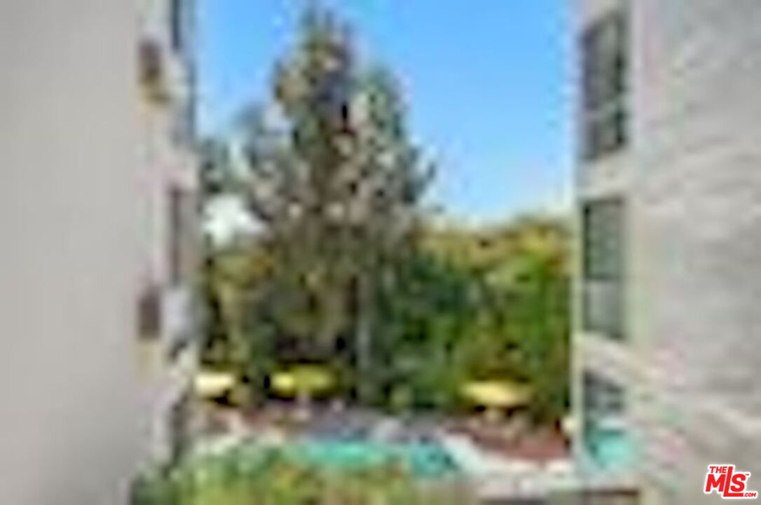 8530 Holloway Dr Unit: 210