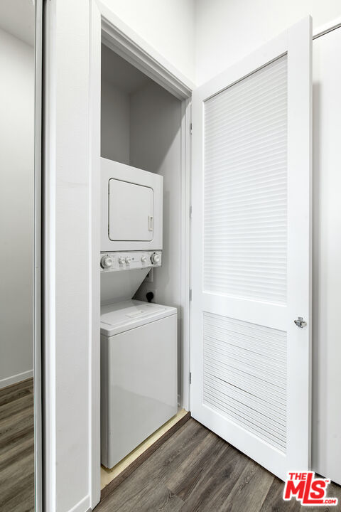 175 S Lake Ave Unit: 412