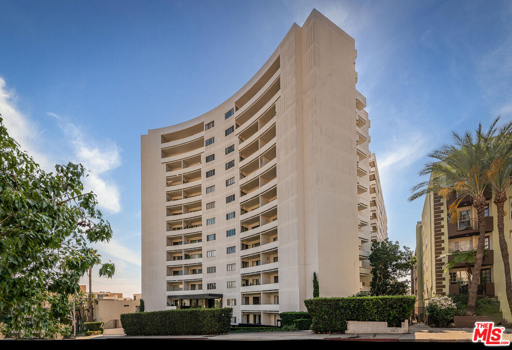 7250 Franklin Ave Unit: 512