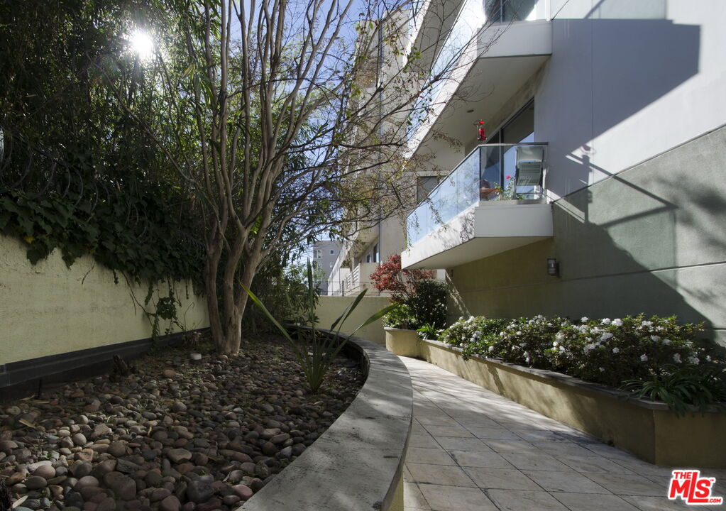 702 S Serrano Ave Unit: 503