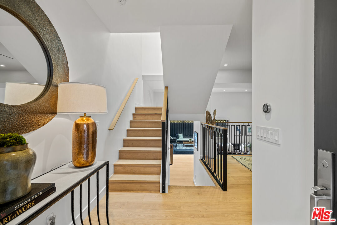 9321 Burton Way Unit: B