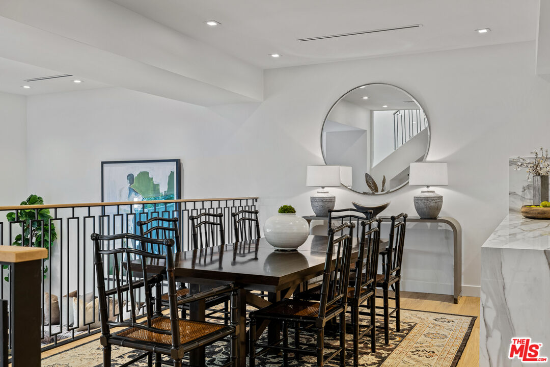 9321 Burton Way Unit: B