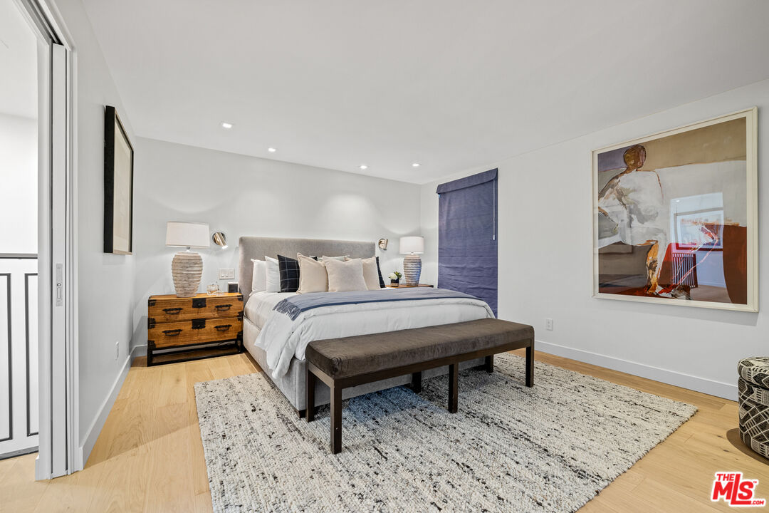 9321 Burton Way Unit: B