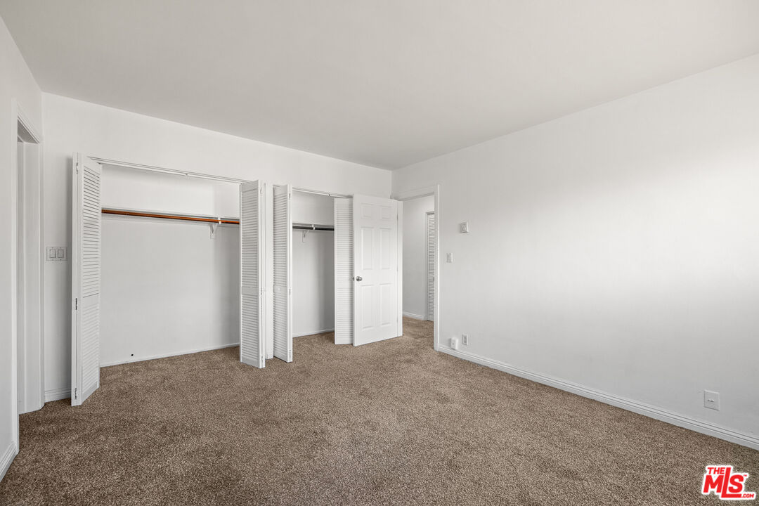 7560 HOLLYWOOD BLVD Unit: 109