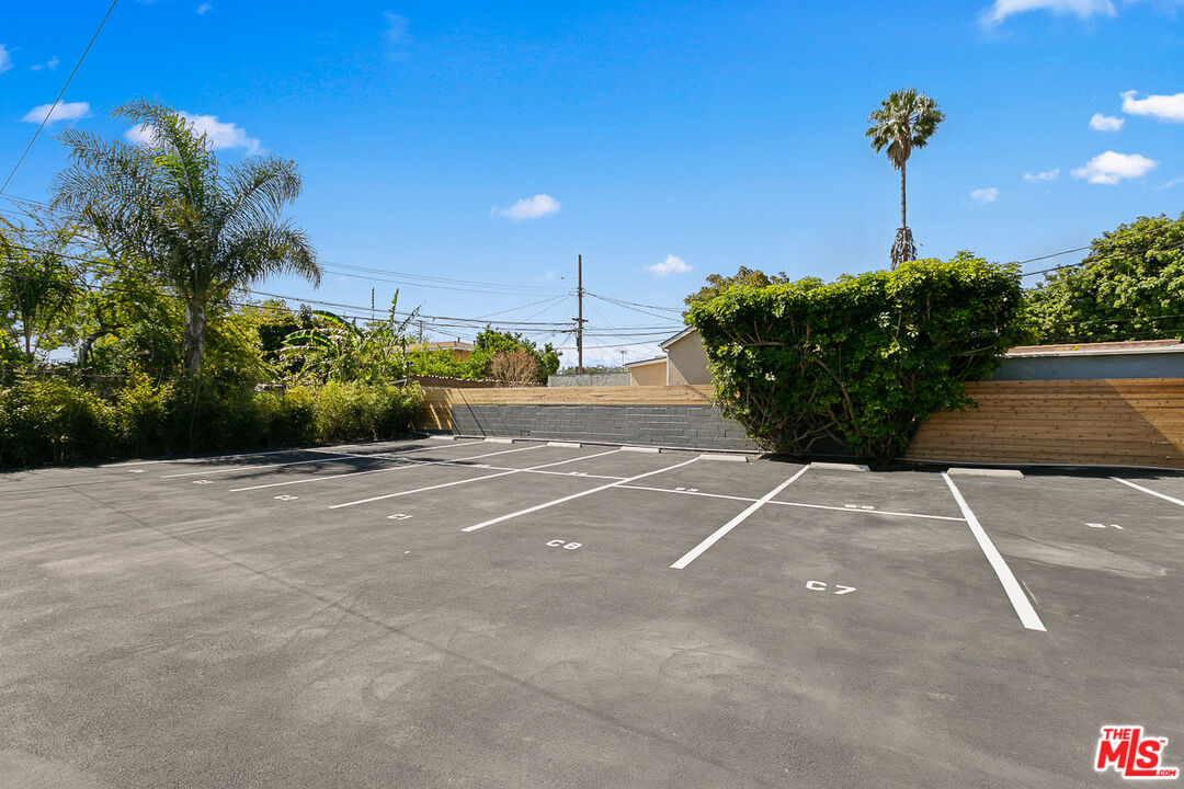 2922 Hauser Blvd Unit: 2