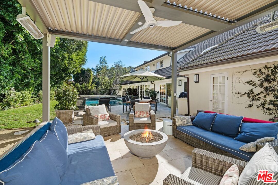 1070 Maybrook Dr