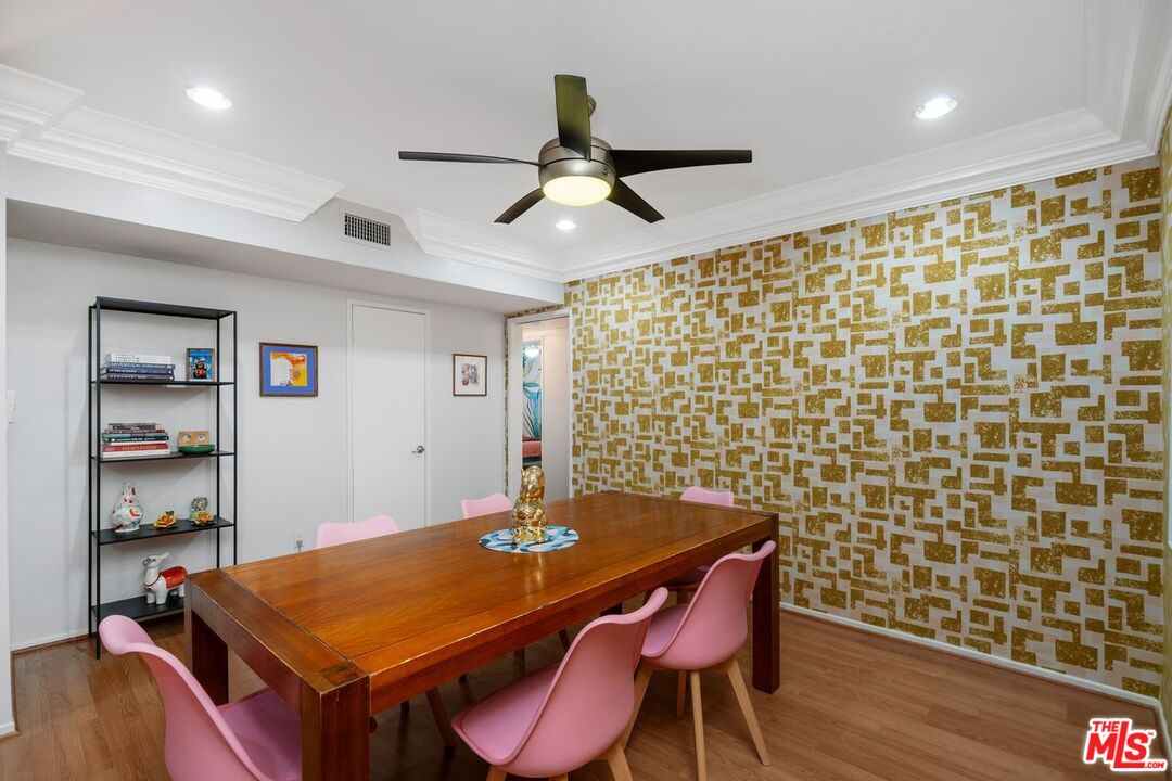 15248 Dickens St Unit: 106