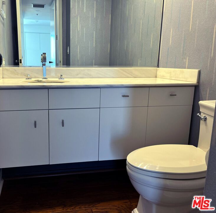 10750 Wilshire Blvd Unit: 1702