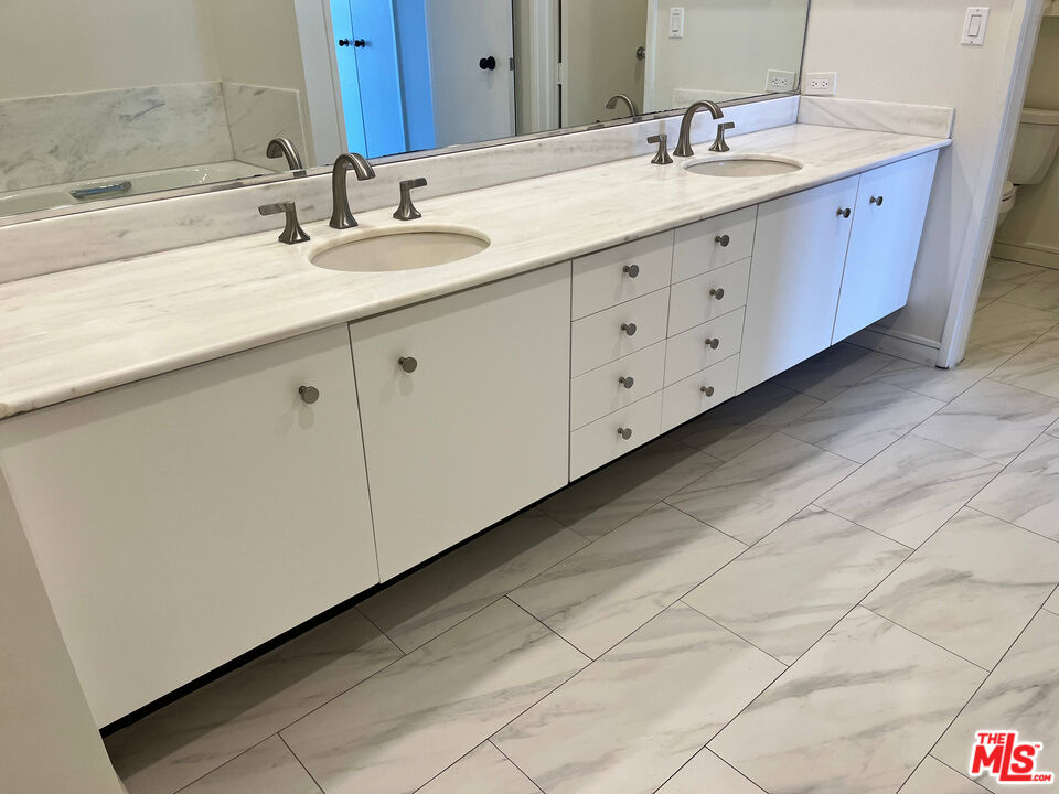 10750 Wilshire Blvd Unit: 1702