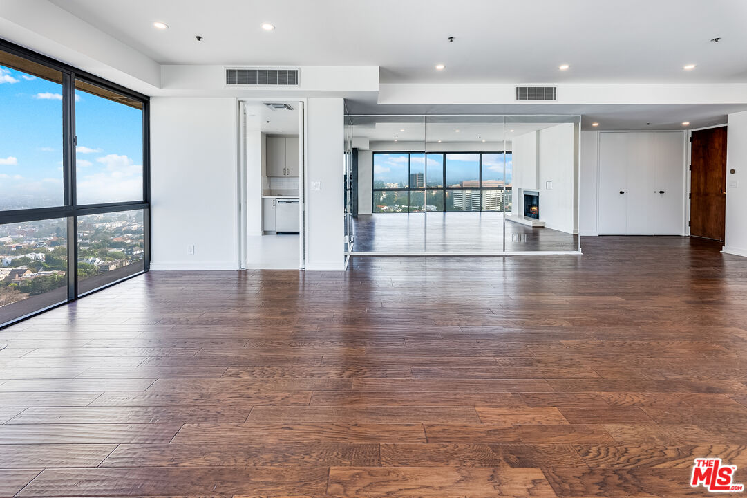 10750 Wilshire Blvd Unit: 1702