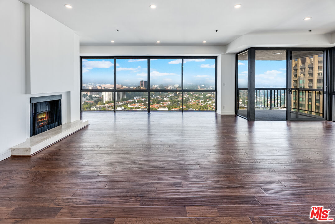 10750 Wilshire Blvd Unit: 1702