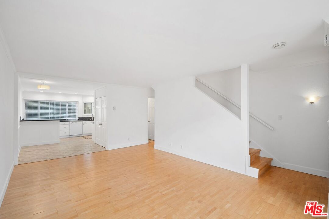 8025 Redlands St Unit: 17