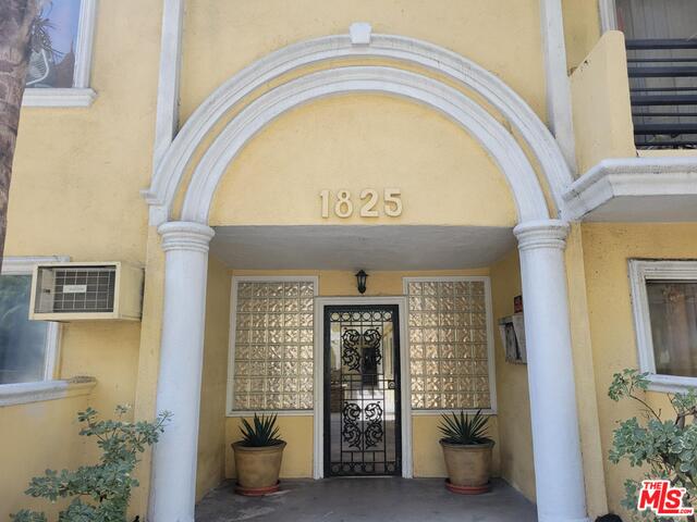1825 Tamarind Ave Unit: 29