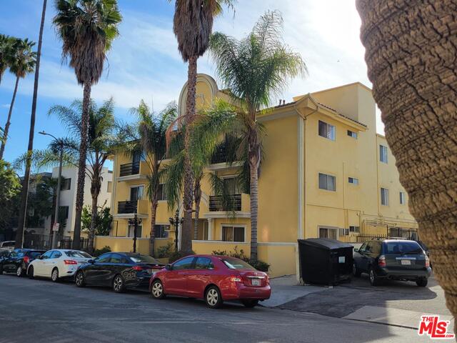 1825 Tamarind Ave Unit: 29