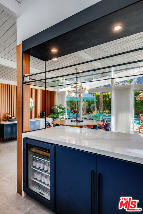 1177 N Vista Vespero