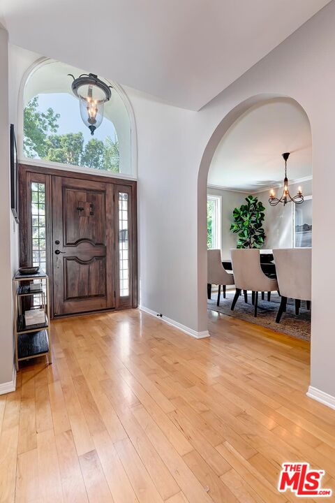 10542 Butterfield Rd