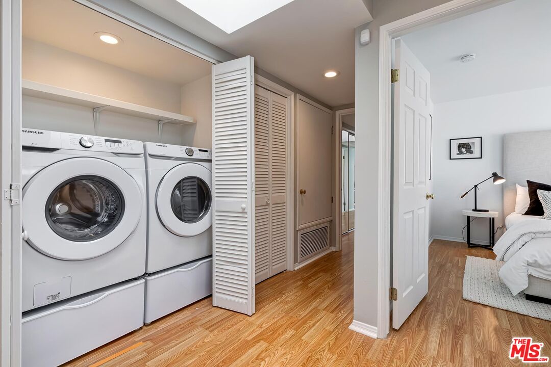 10542 Butterfield Rd