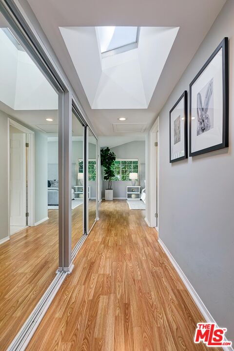 10542 Butterfield Rd