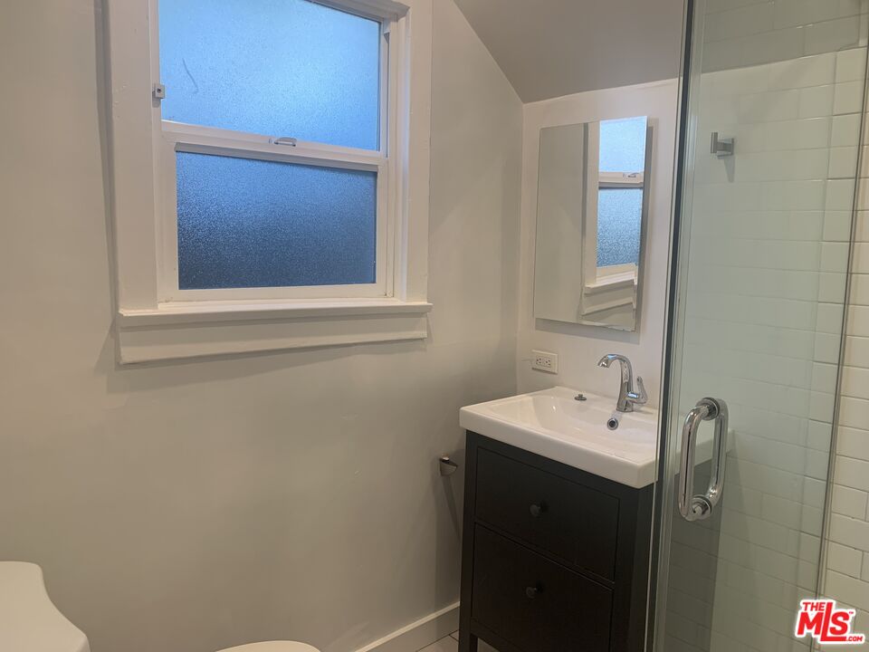 1620 MALTMAN AVE Unit: 1/2