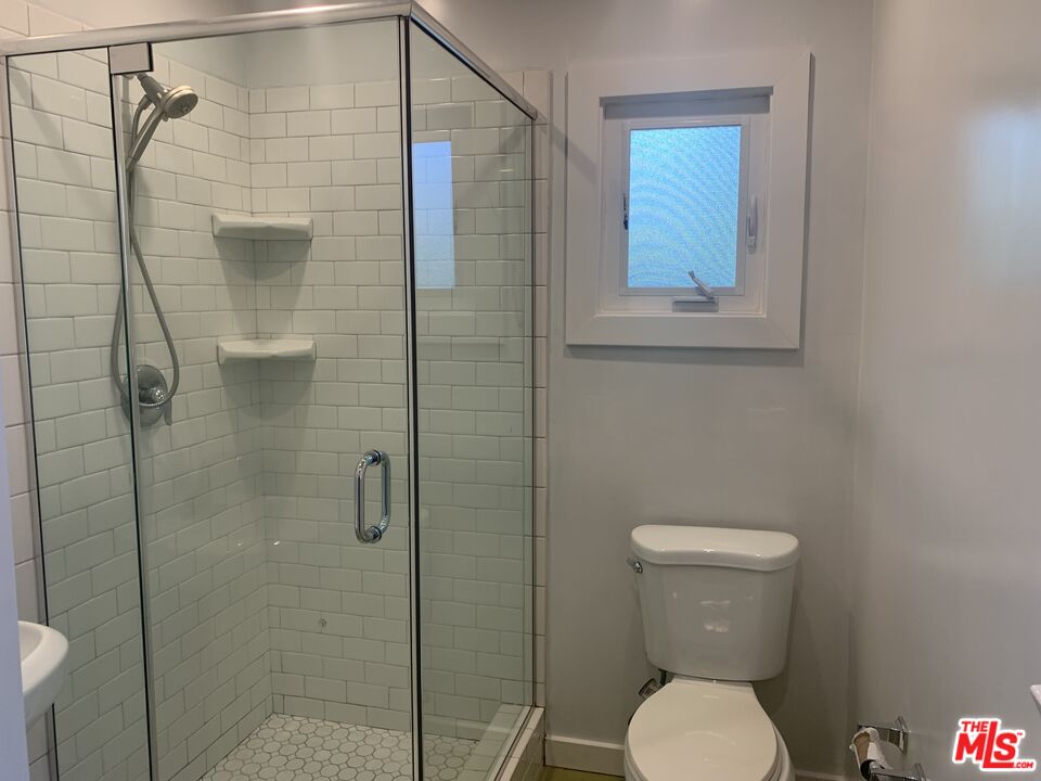 1620 MALTMAN AVE Unit: 1/2