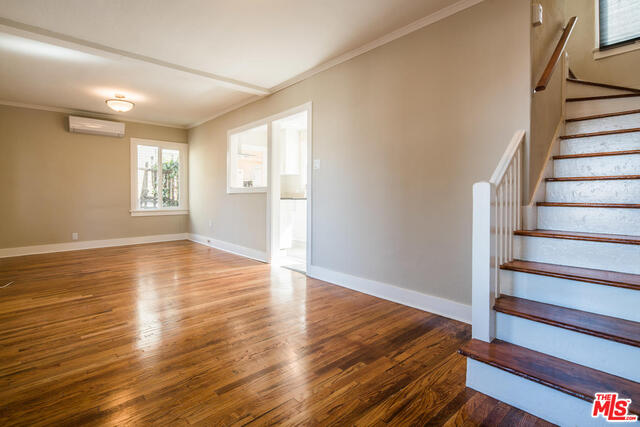 1620 MALTMAN AVE Unit: 1/2