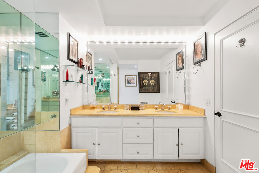 10590 Wilshire Blvd Unit: 1804