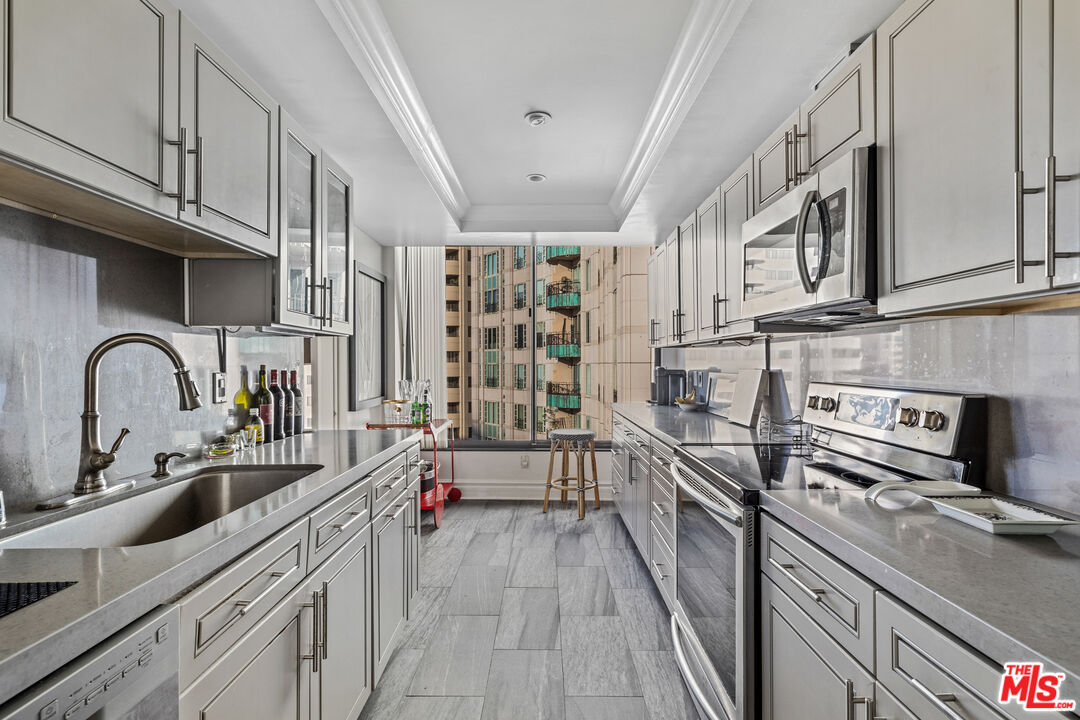 10590 Wilshire Blvd Unit: 1804