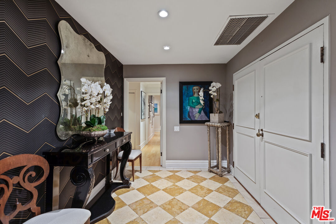 10590 Wilshire Blvd Unit: 1804