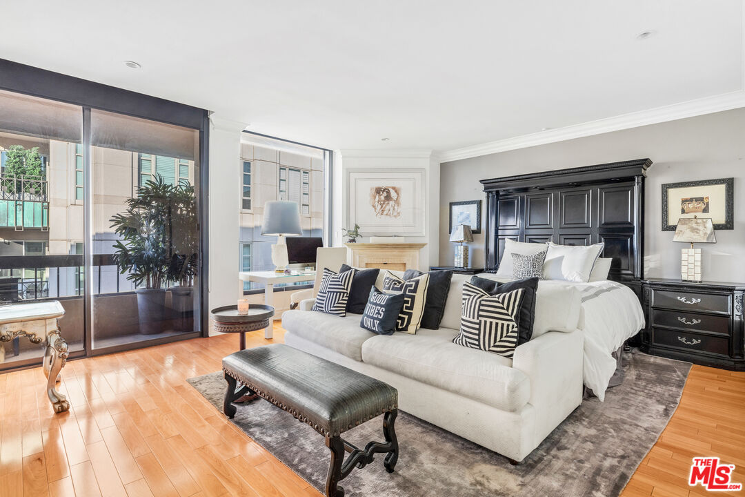 10590 Wilshire Blvd Unit: 1804