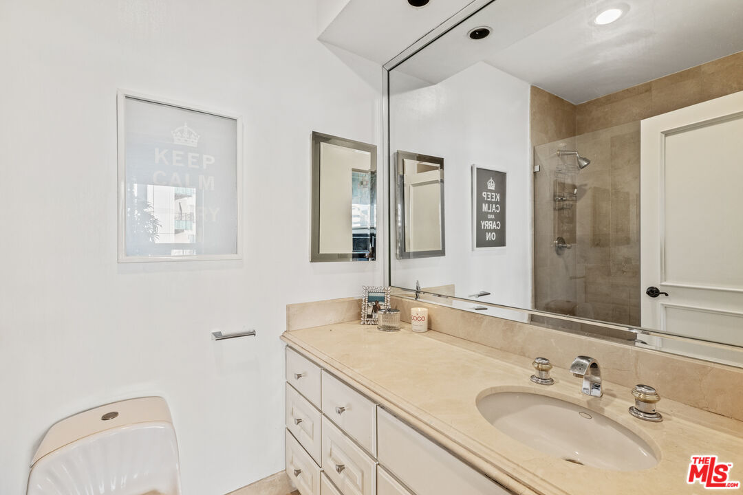 10590 Wilshire Blvd Unit: 1804