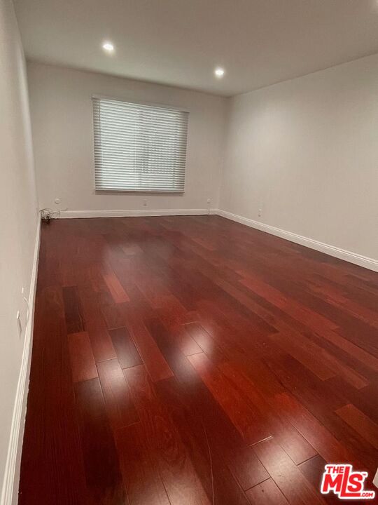 165 N Swall Dr Unit: 103