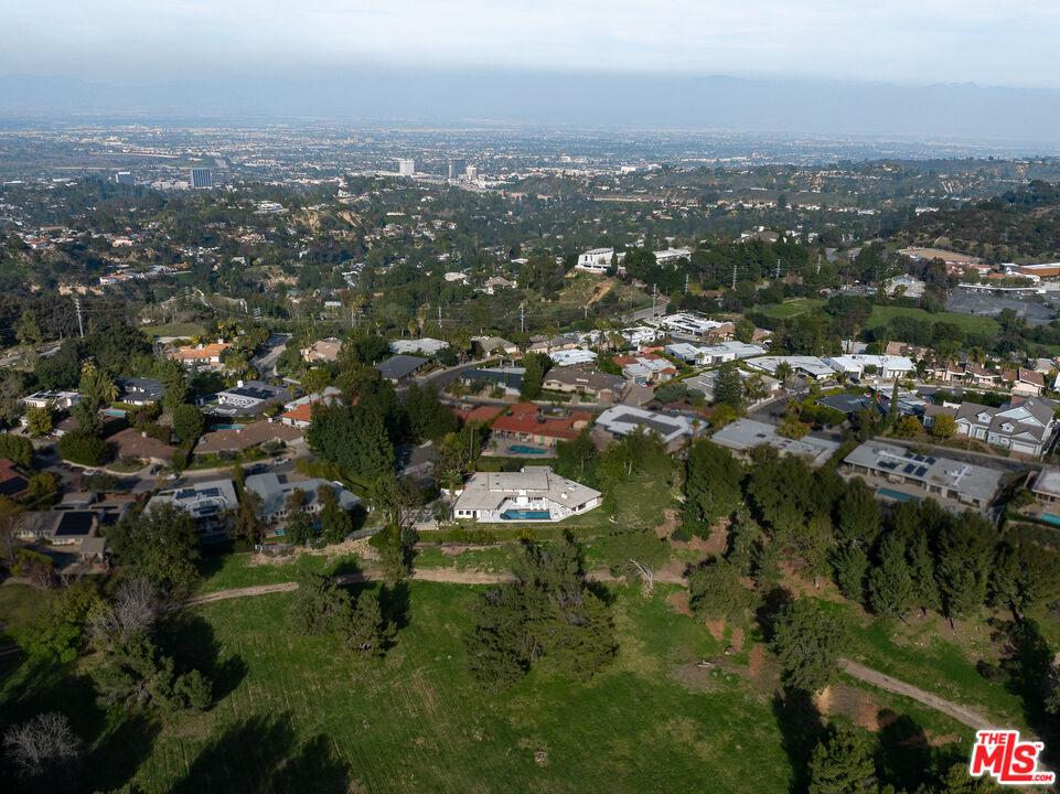 16418 Sloan Dr