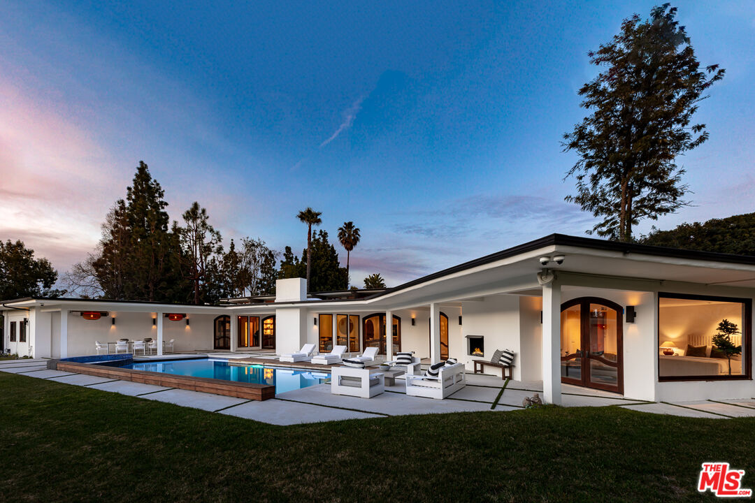 16418 Sloan Dr